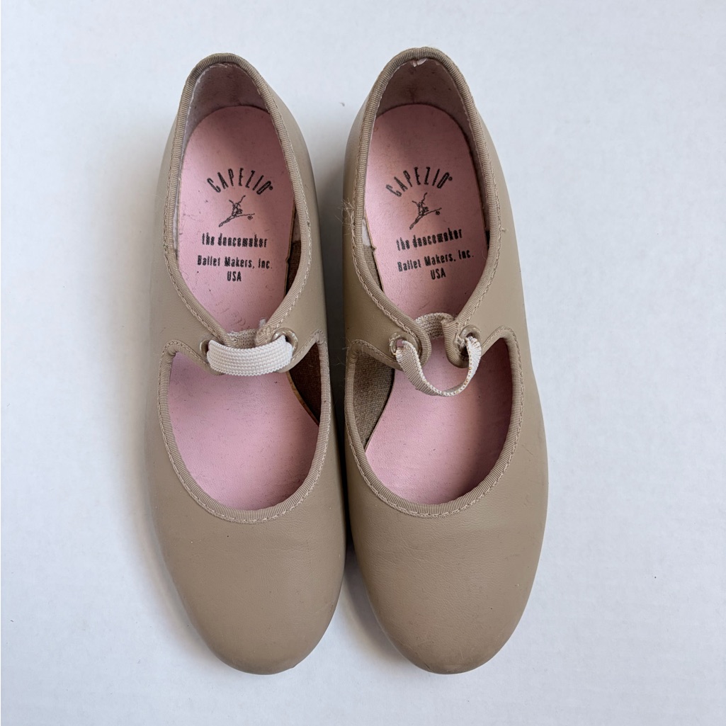 Capezio Kids Beige Shuffle Tap Shoes ~Size 3.5 See Measurements